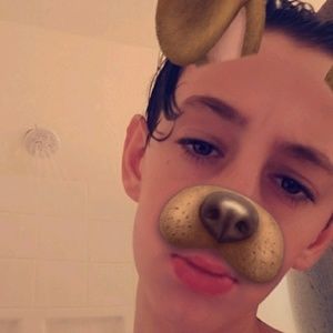 Meet your Posher, Ashton